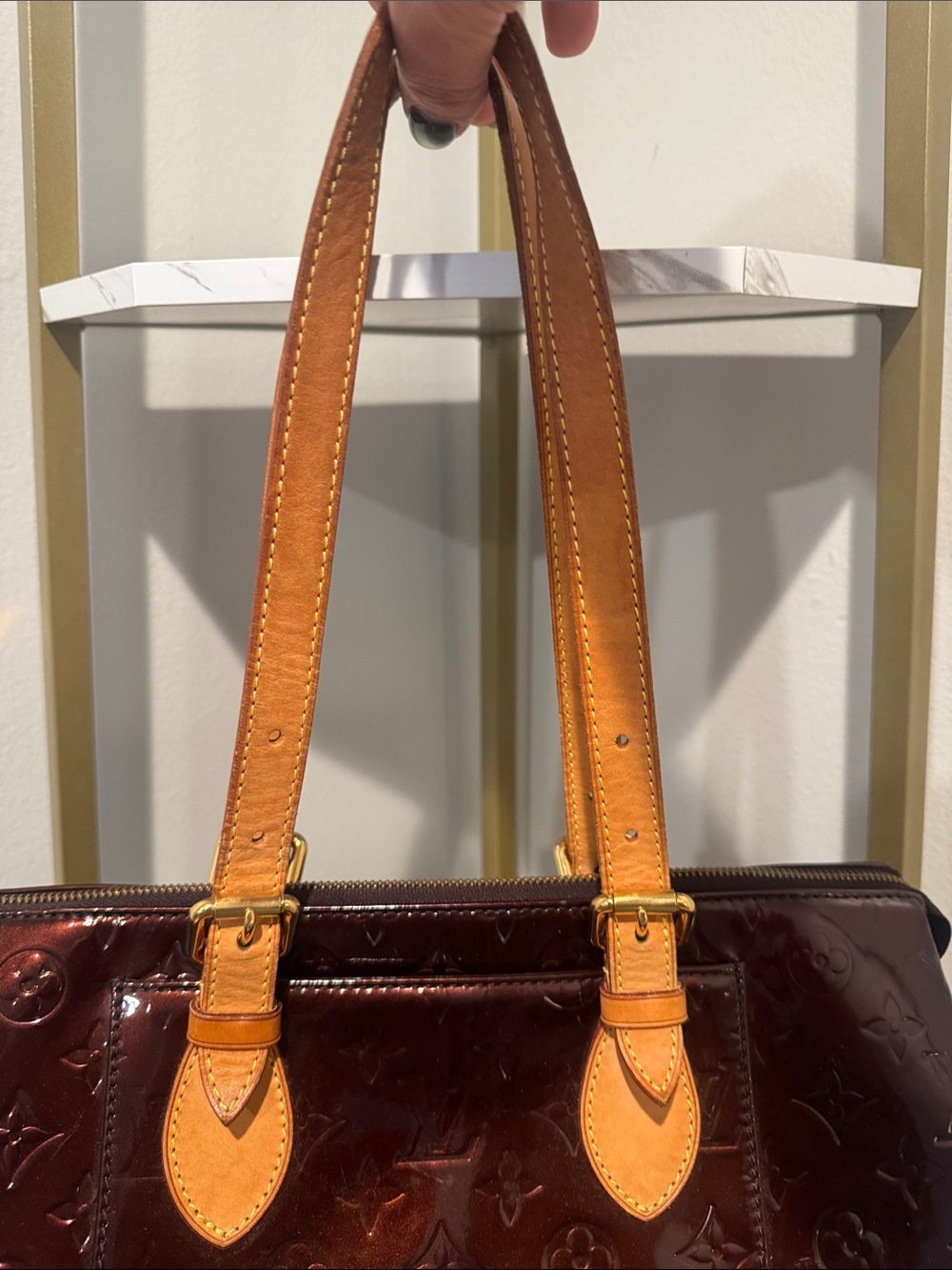 Authentic Louis Vuitton Mono Vernis Rosewood Avenue- Amarante - Picture 16 of 17